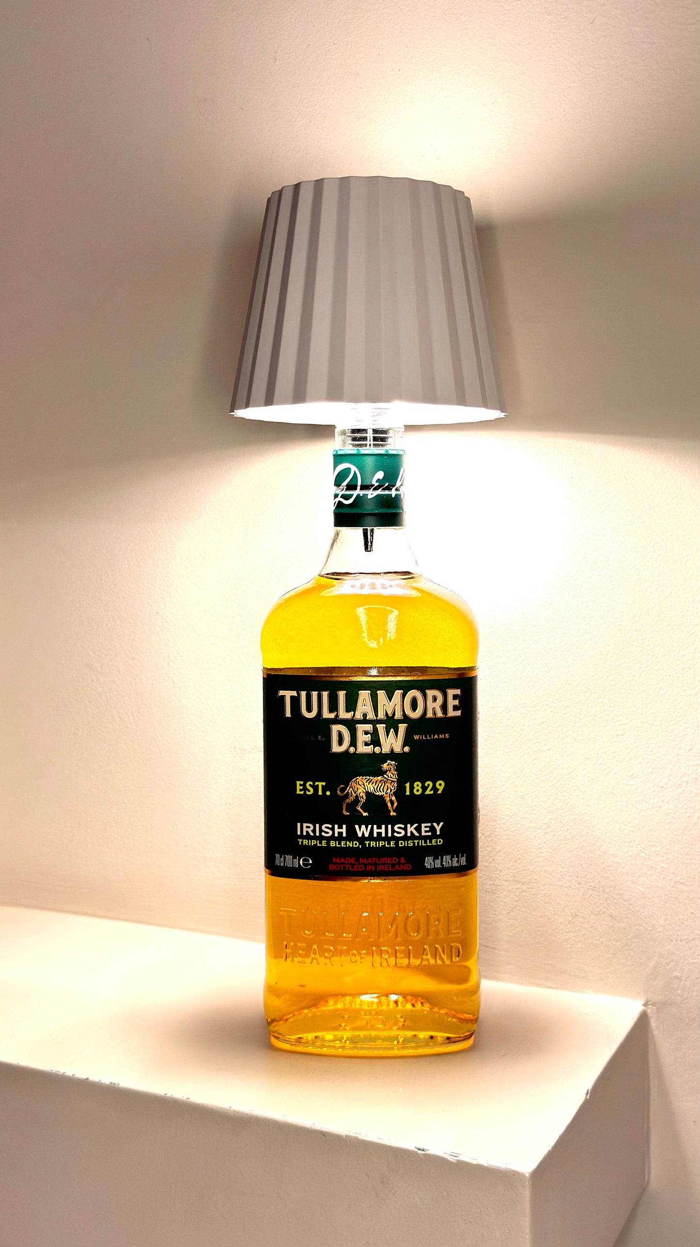 Tullamore ''Whiskey'' Table Lamp